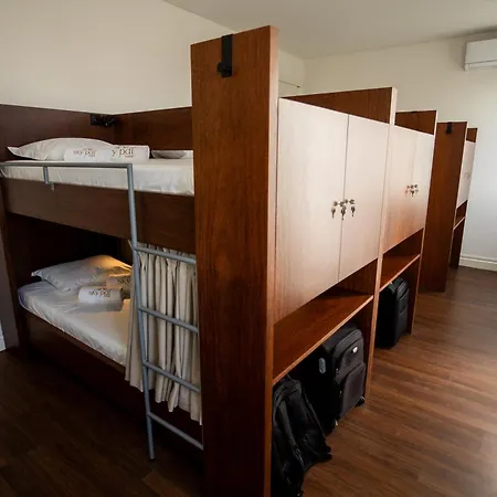 Hostel Sky Pdl *
