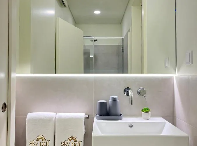 Sky Pdl אכסניה Ponta Delgada