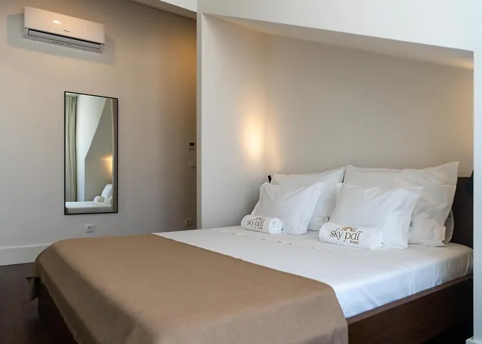 Sky Pdl אכסניה *