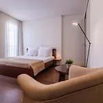 Sky Pdl Hostel *