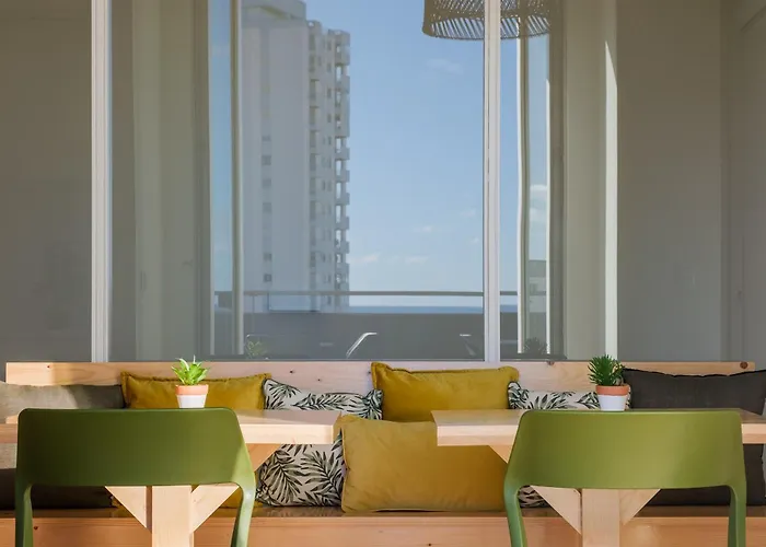 Hostel Sky Pdl Ponta Delgada (Sao Miguel)